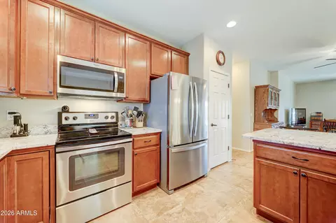 Kitchen - 2101 S Meridian Rd #164, Apache Junction, AZ 85120 photo 2 of 7