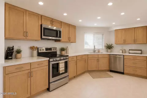 Kitchen - 6735 E Sugarloaf St, Mesa, AZ 85215 photo 1 of 2