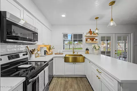 Kitchen - 2558 E Baltimore St, Mesa, AZ 85213 photo 2 of 2