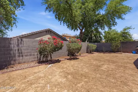 Exterior - 1086 E Arabian Dr, Gilbert, AZ 85296 photo 8 of 8