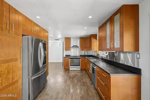 Kitchen - 4302 E Montecito Ave, Phoenix, AZ 85018 photo 1 of 4