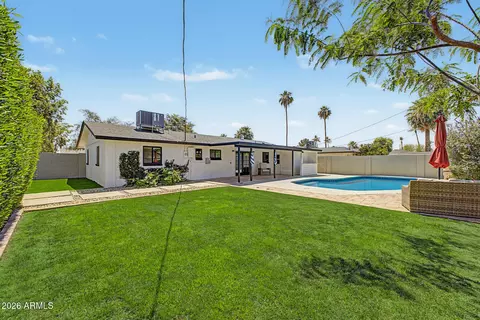 Exterior - 4302 E Montecito Ave, Phoenix, AZ 85018 photo 11 of 14