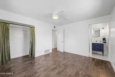 Bedroom - 4302 E Montecito Ave, Phoenix, AZ 85018 photo 2 of 5