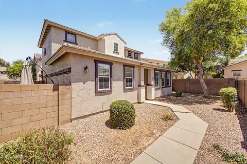 Exterior - 4343 E Oakland St, Gilbert, AZ 85295 photo 2 of 4