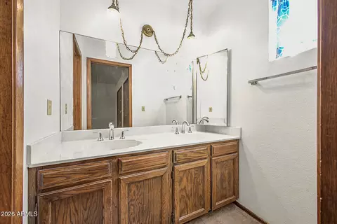 Bath - 2557 Encanto St, Mesa, AZ 85213 photo 1 of 2