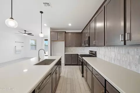 17068 W Maya Way, Surprise, AZ 85387