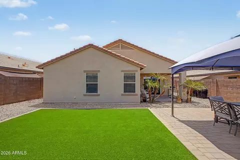 Exterior - 2164 E Stacey Rd, Gilbert, AZ 85298 photo 9 of 13