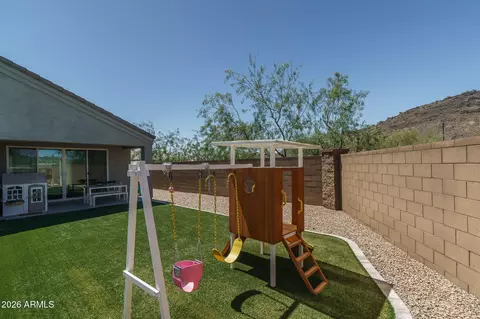 Exterior - 2004 E Park View Ln, Phoenix, AZ 85024 photo 11 of 21