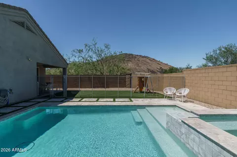 Exterior - 2004 E Park View Ln, Phoenix, AZ 85024 photo 10 of 21
