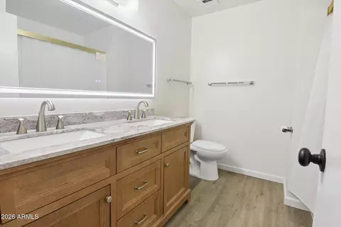 Bath - 1971 E Pegasus Dr, Tempe, AZ 85283 photo 3 of 4