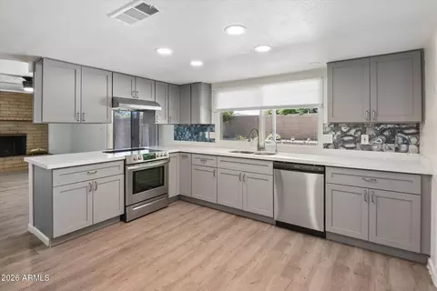 Kitchen - 1971 E Pegasus Dr, Tempe, AZ 85283 photo 1 of 3