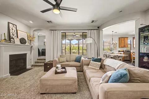 18650 N Thompson Peak Pkwy #2042, Scottsdale, AZ 85255