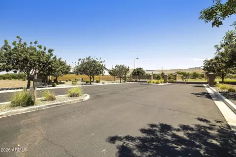 Exterior - 1512 W Ardmore Rd, Phoenix, AZ 85041 photo 24 of 26