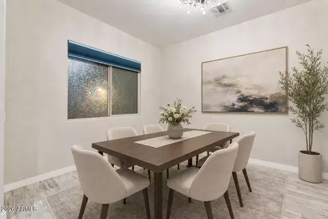 Dining - 1512 W Ardmore Rd, Phoenix, AZ 85041 photo 2 of 2