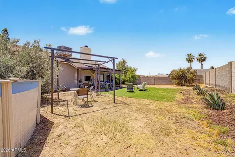 Exterior - 6032 E Ivy St, Mesa, AZ 85205 photo 7 of 8