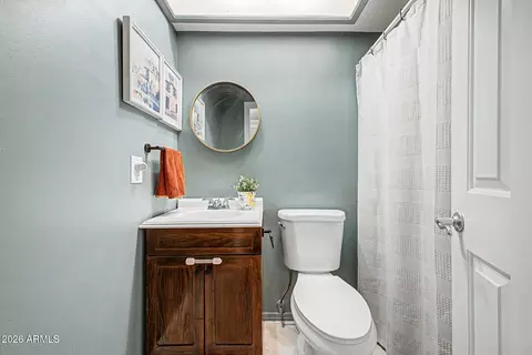 Bath - 6032 E Ivy St, Mesa, AZ 85205 photo 2 of 2