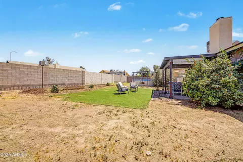 Exterior - 6032 E Ivy St, Mesa, AZ 85205 photo 5 of 8