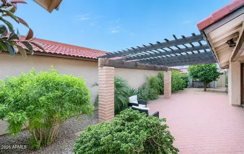 Exterior - 5217 E Tunder Cir, Phoenix, AZ 85044 photo 3 of 5
