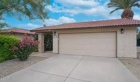 5217 E Tunder Cir, Phoenix, AZ 85044