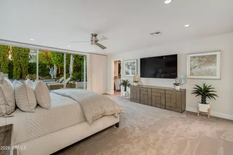 Bedroom - 3160 E Stella Ln, Phoenix, AZ 85016 photo 2 of 4