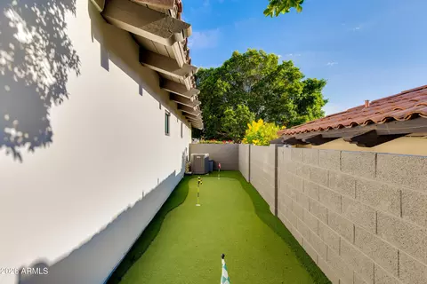 Exterior - 3160 E Stella Ln, Phoenix, AZ 85016 photo 4 of 5