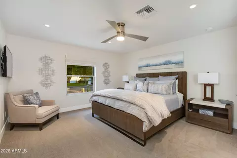 Bedroom - 3160 E Stella Ln, Phoenix, AZ 85016 photo 3 of 4