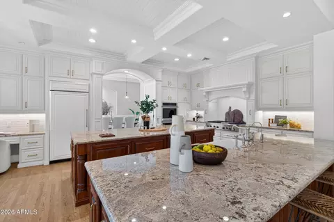 Kitchen - 2677 E Queen Creek Rd, Gilbert, AZ 85297 photo 2 of 6