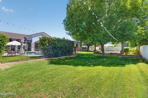 Exterior - 2677 E Queen Creek Rd, Gilbert, AZ 85297 photo 22 of 29