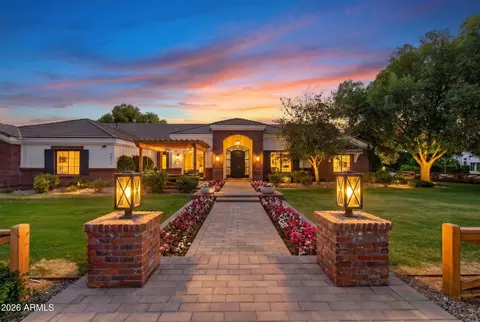 2677 E Queen Creek Rd, Gilbert, AZ 85297