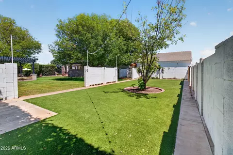 Exterior - 2677 E Queen Creek Rd, Gilbert, AZ 85297 photo 13 of 29