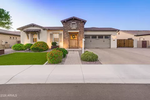 9186 W Louise Dr, Peoria, AZ 85383
