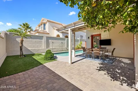 Exterior - 8118 N 10th Pl, Phoenix, AZ 85020 photo 1 of 2