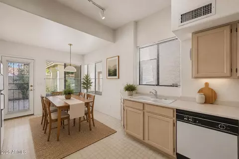 Dining - 963 E Chilton Dr, Tempe, AZ 85283 photo 1 of 3