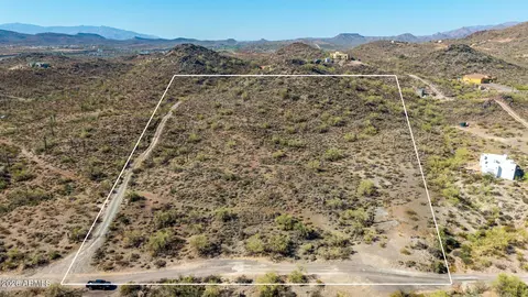 - W Jenny Lin Road #-, New River, AZ 85087
