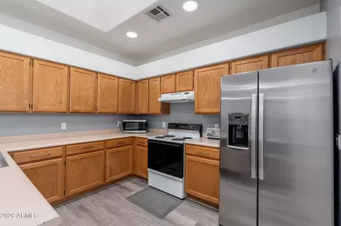 Kitchen - 7006 E Jensen St #39, Mesa, AZ 85207 photo 3 of 5