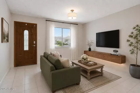 Living - 4301 N 80th Ln, Phoenix, AZ 85033 photo 1 of 4
