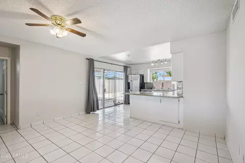 Living - 4301 N 80th Ln, Phoenix, AZ 85033 photo 4 of 4