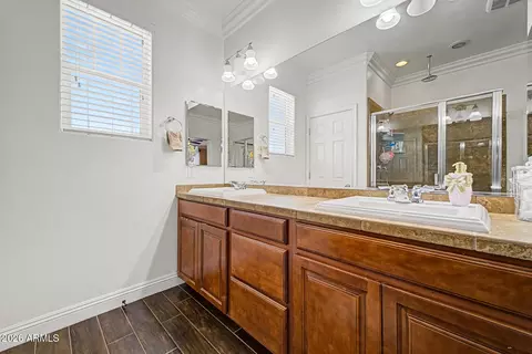 Bath - 7406 E Olla Ave, Mesa, AZ 85212 photo 2 of 5