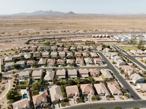 View/Area - 3105 E Roland St, Mesa, AZ 85213 photo 2 of 7