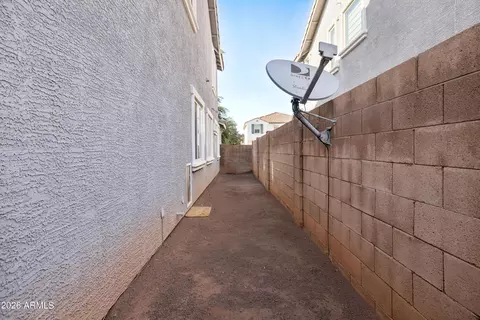 Exterior - 3105 E Roland St, Mesa, AZ 85213 photo 8 of 8