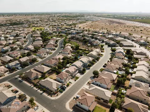 View/Area - 3105 E Roland St, Mesa, AZ 85213 photo 3 of 7