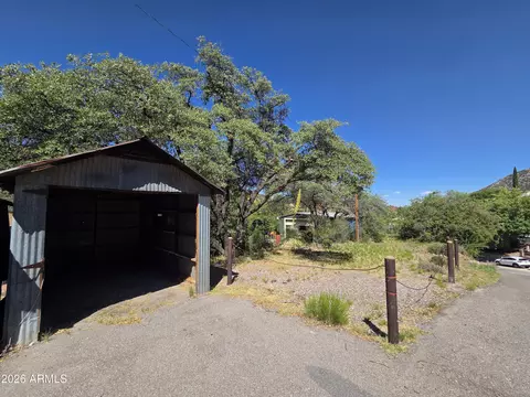 Exterior - 404 Roberts Ave, Bisbee, AZ 85603 photo 6 of 10