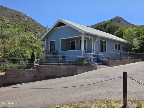 Exterior - 404 Roberts Ave, Bisbee, AZ 85603 photo 2 of 10
