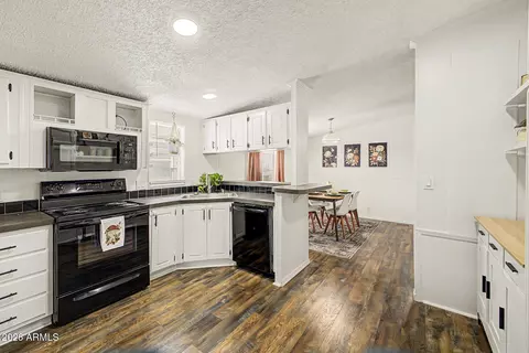 2140 E Michigan Ave #31, Phoenix, AZ 85022 photo 8