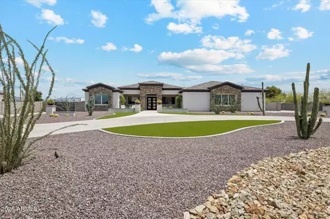 35909 N 10th Ave, Phoenix, AZ 85086