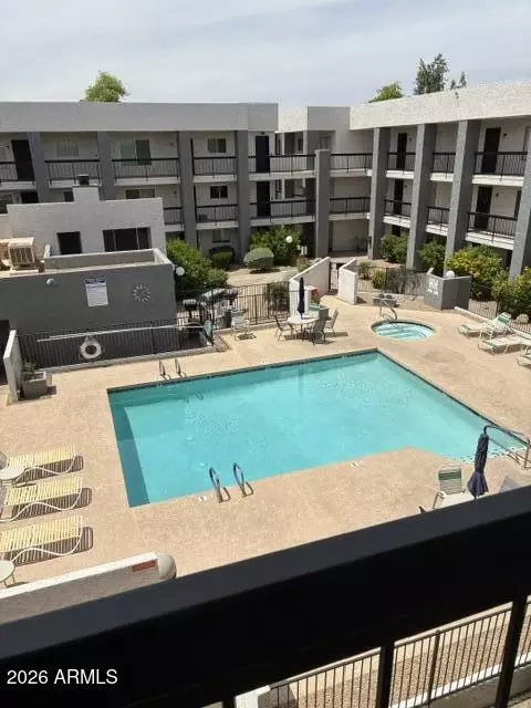 7494 Earll Dr #310, Scottsdale, AZ 85251