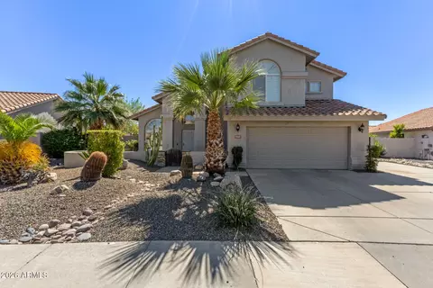 7247 W Los Gatos Dr, Glendale, AZ 85310
