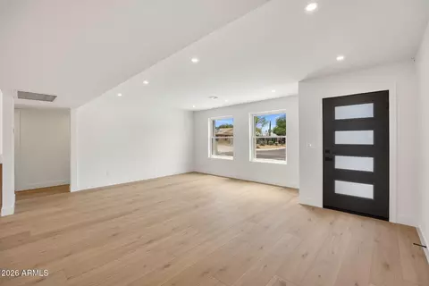 Living - 3616 E Wethersfield Rd, Phoenix, AZ 85032 photo 2 of 4