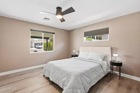 Bedroom - 4845 E Fairmount Ave, Phoenix, AZ 85018 photo 4 of 6