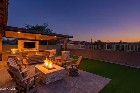 17569 W Summit Dr, Goodyear, AZ 85338